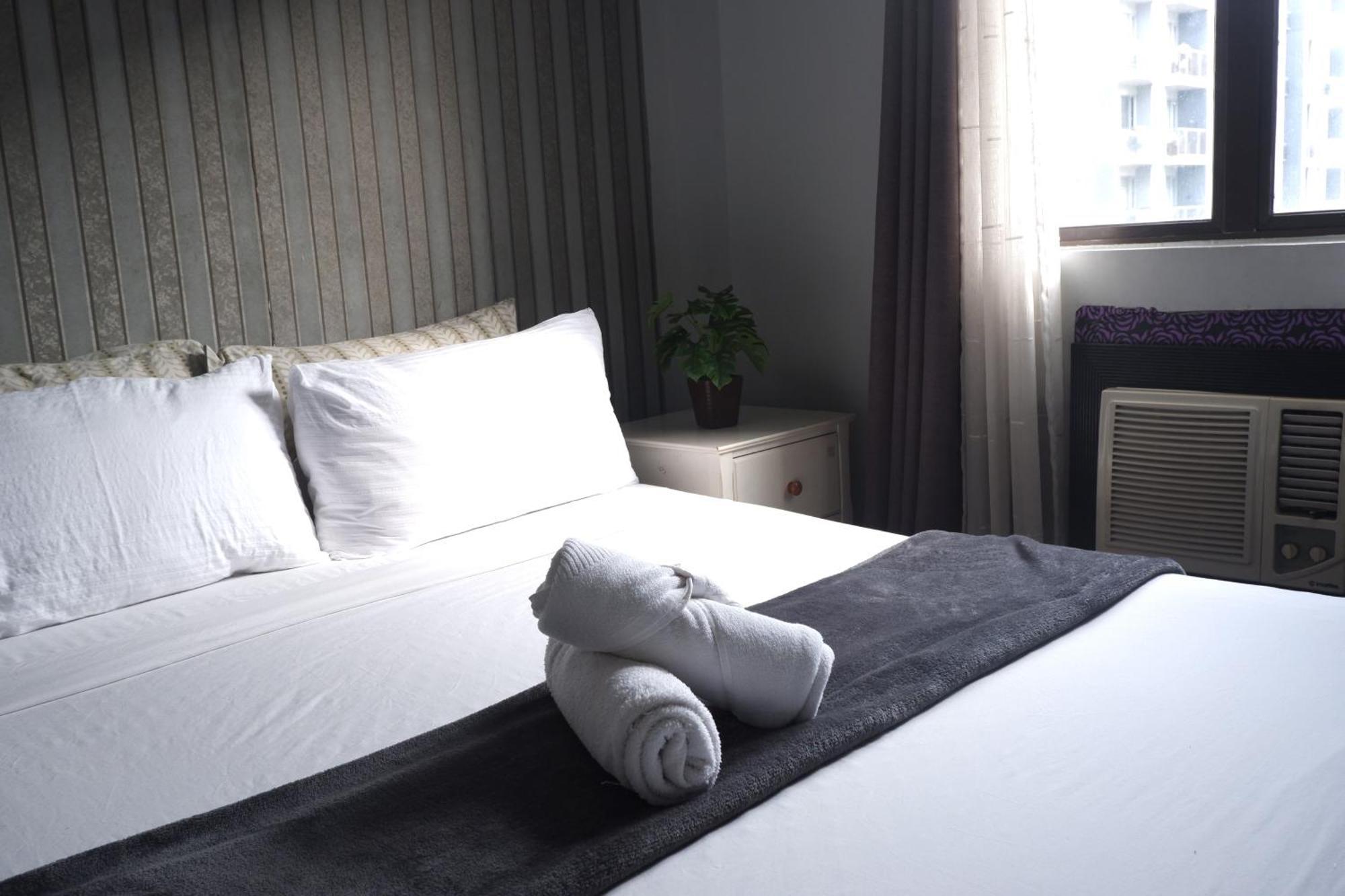 Sarasota Residential Resort Manila Bagian luar foto