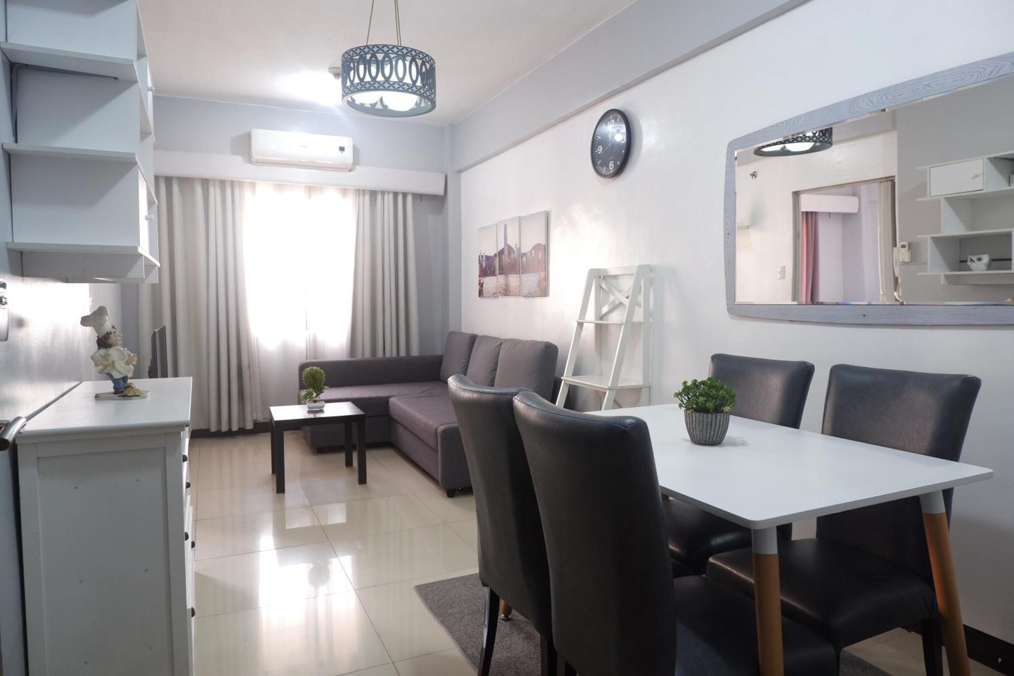 Sarasota Residential Resort Manila Bagian luar foto