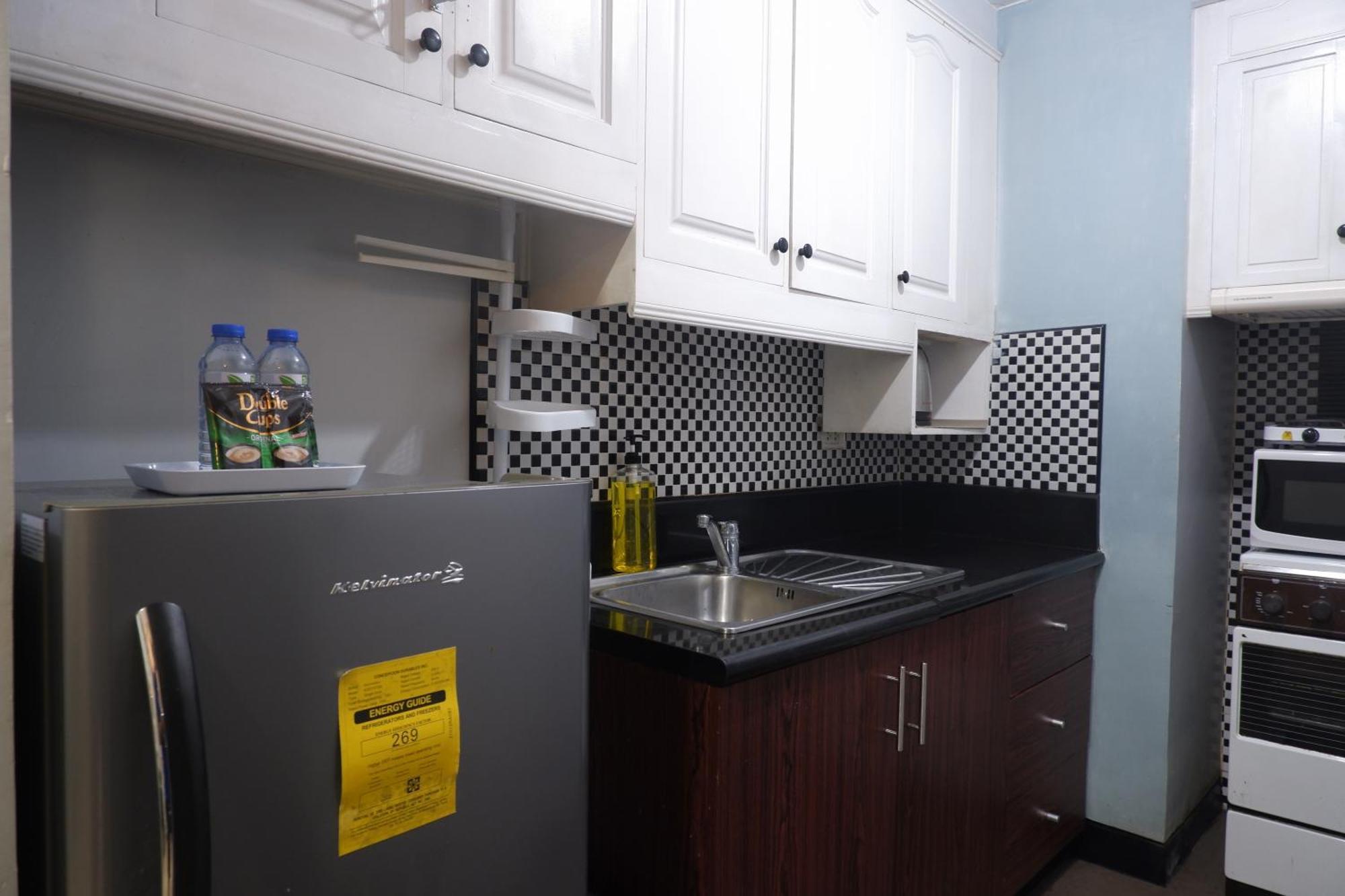 Sarasota Residential Resort Manila Bagian luar foto