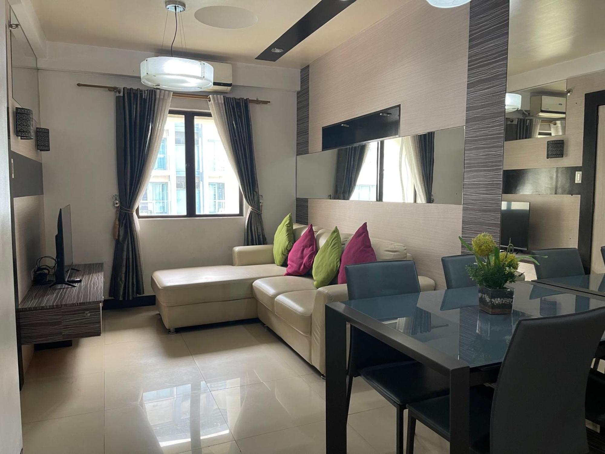 Sarasota Residential Resort Manila Bagian luar foto