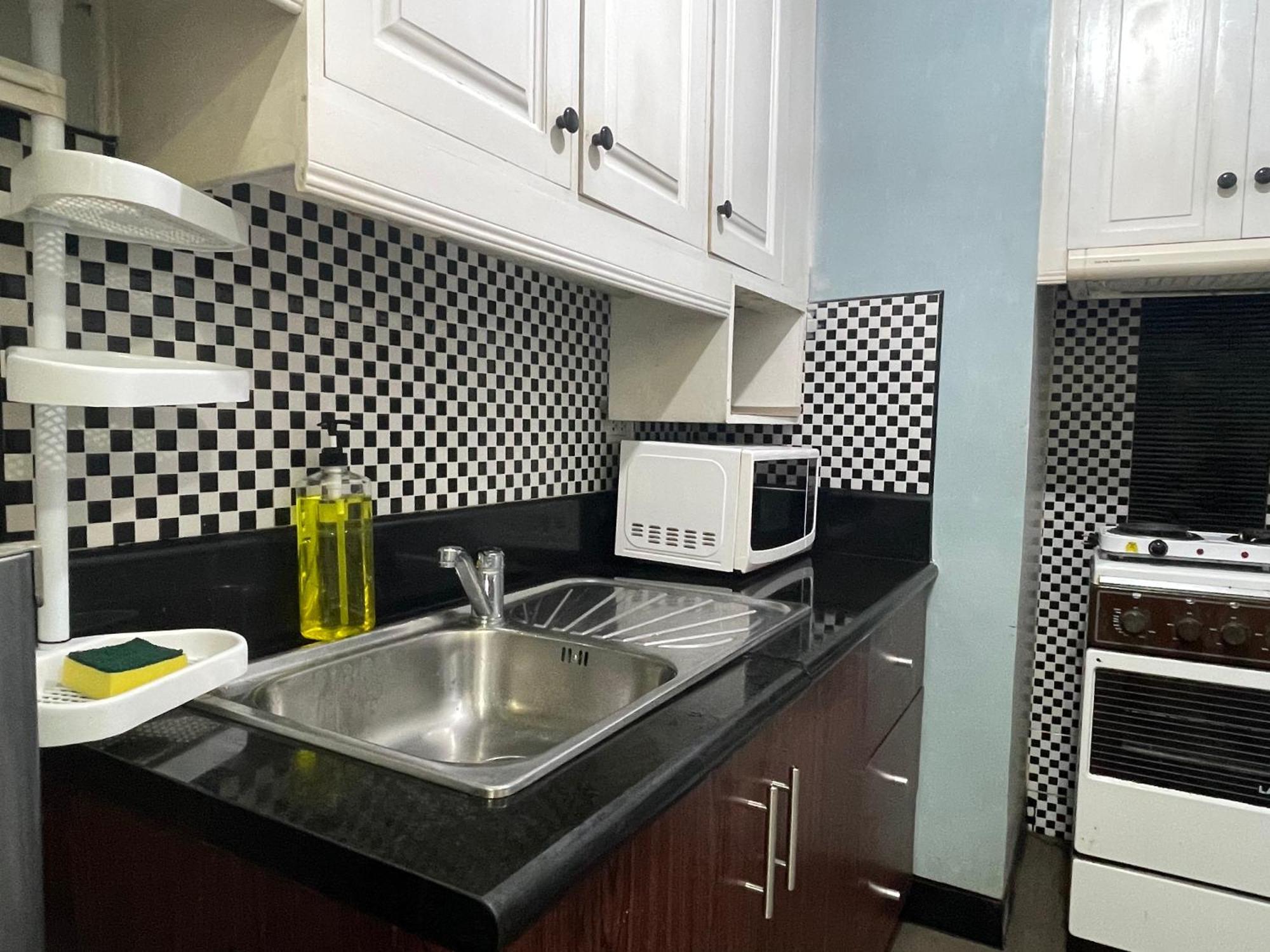 Sarasota Residential Resort Manila Bagian luar foto