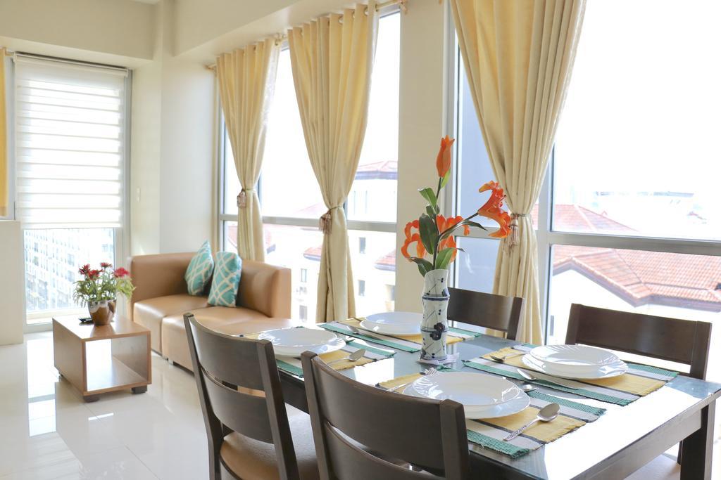 Sarasota Residential Resort Manila Bagian luar foto
