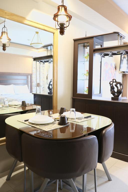 Sarasota Residential Resort Manila Bagian luar foto