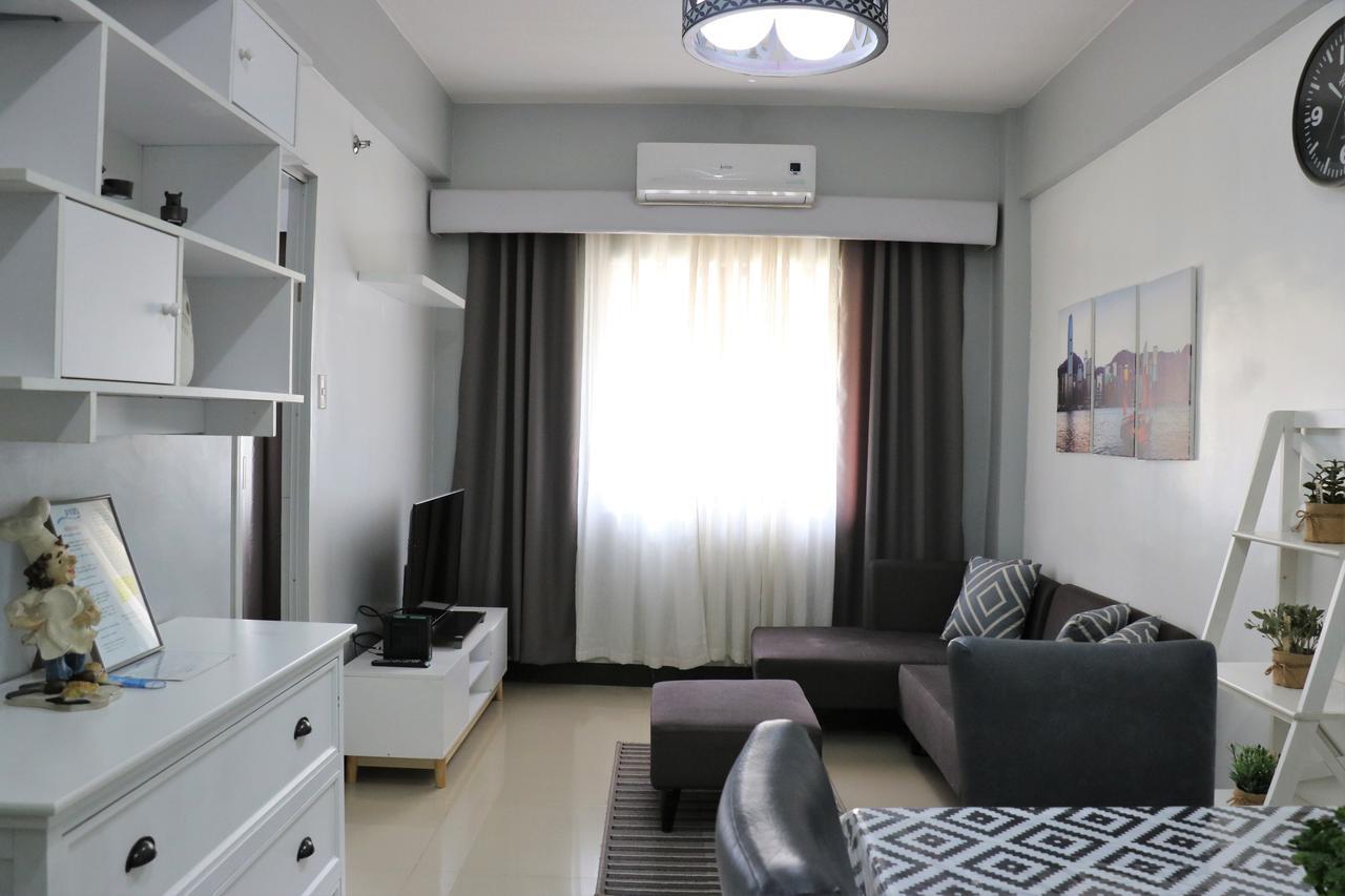 Sarasota Residential Resort Manila Bagian luar foto