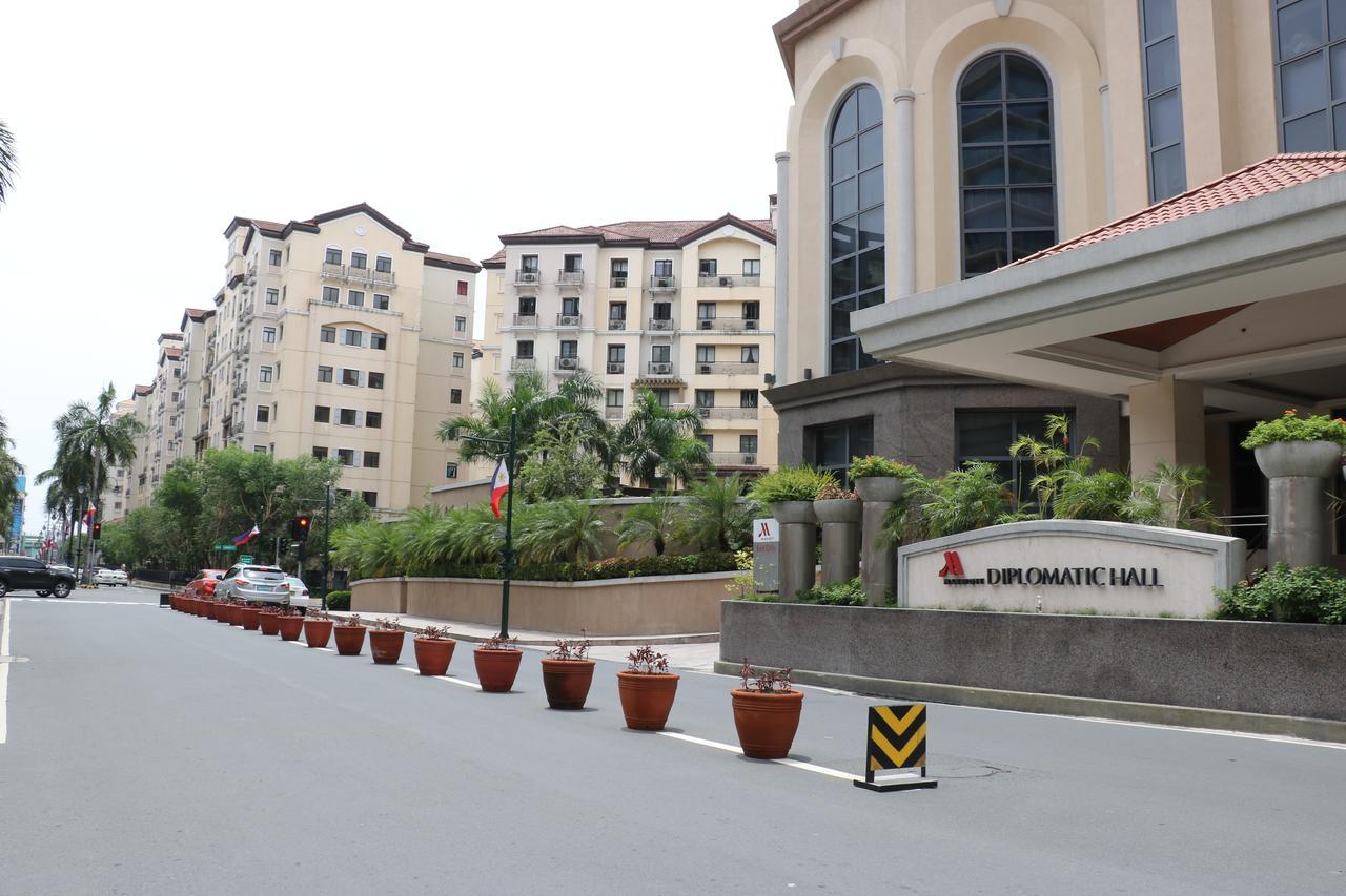 Sarasota Residential Resort Manila Bagian luar foto