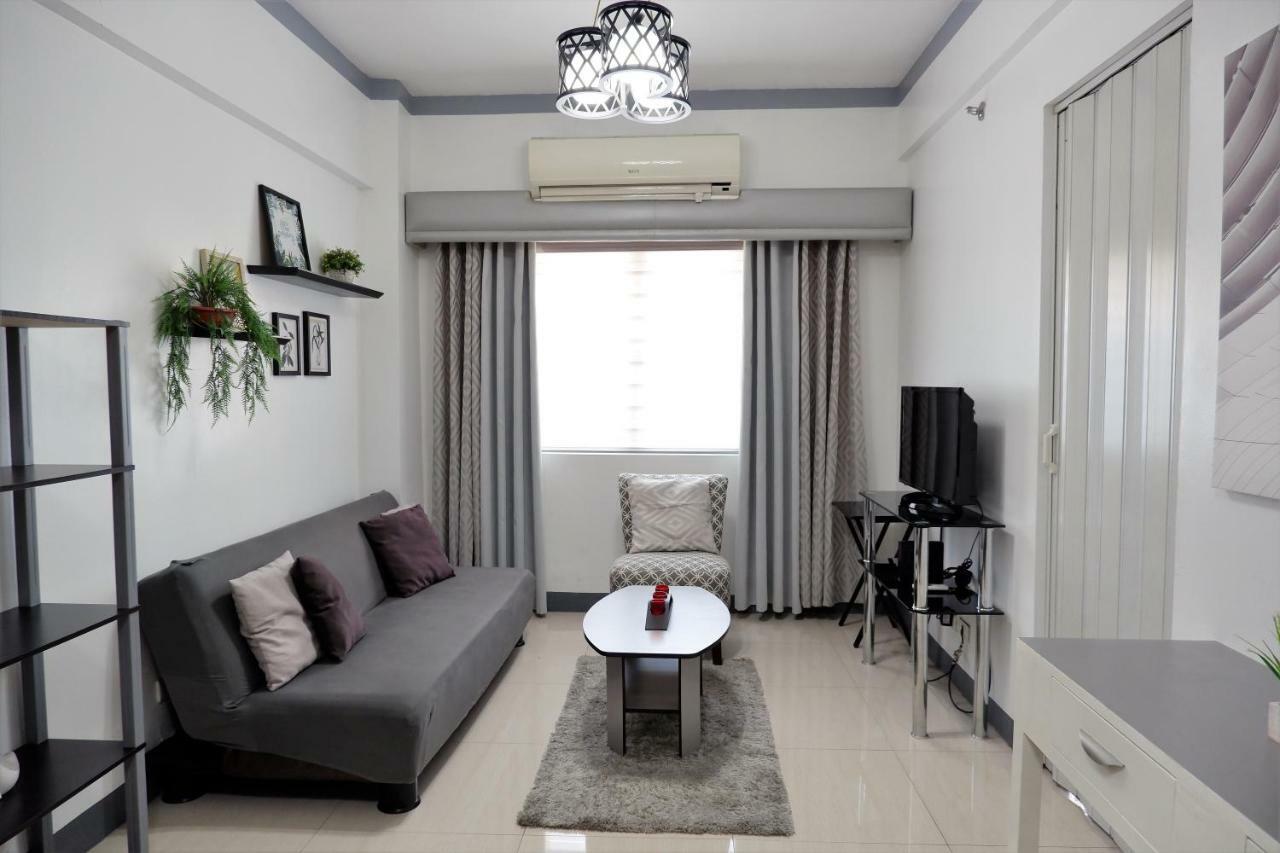 Sarasota Residential Resort Manila Bagian luar foto